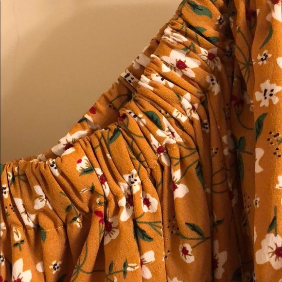 Romper - Picture 2 of 8